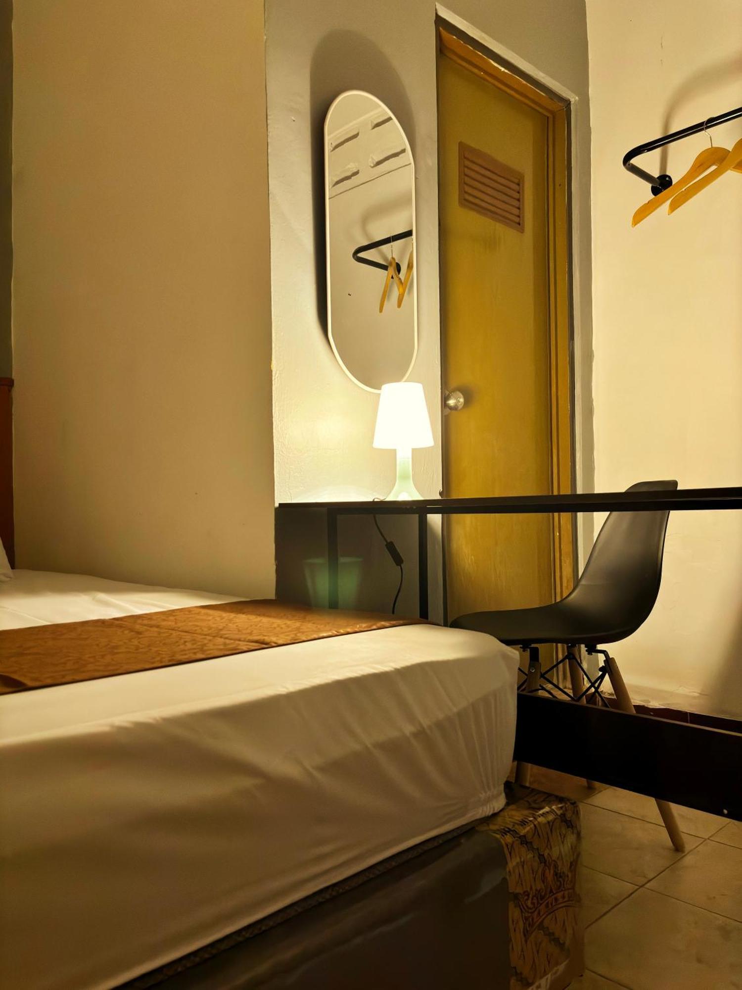 Jogja Day Inn Yogyakarta Esterno foto