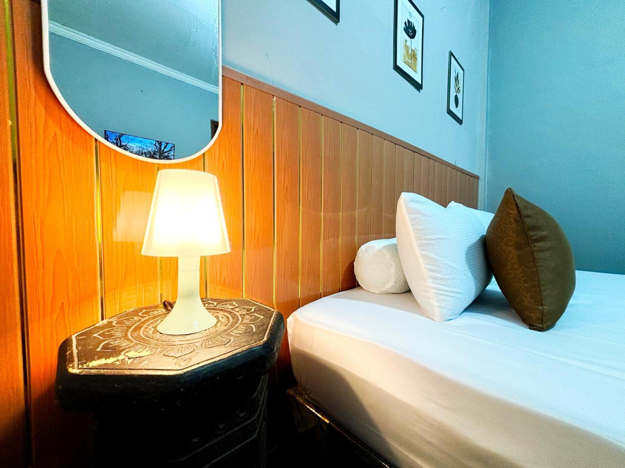 Jogja Day Inn Yogyakarta Esterno foto